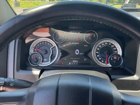 Used 2017 RAM 1500 Big Horn AWD/4WD image 47