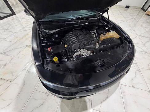 Used 2017 Dodge Charger R/T Scat Pack w/ Beats Audio Group RWD image 4
