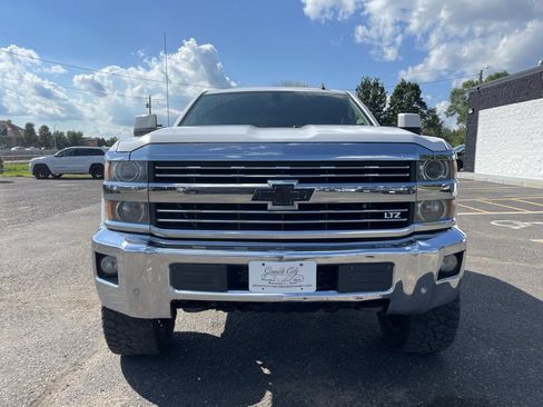 Used 2015 Chevrolet Silverado 2500 LTZ w/ Duramax Plus Package image 13