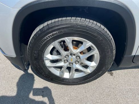 Used 2019 Chevrolet Traverse LT w/ LPO, Floor Liner Package image 13