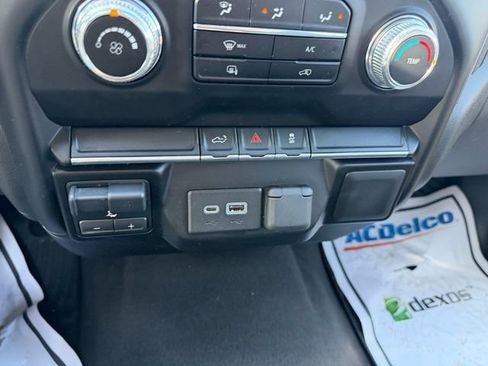 Used 2023 GMC Sierra 2500 SLE image 25