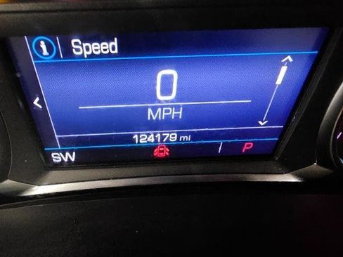 Used 2019 GMC Terrain SLE w/ Driver Convenience Package AWD/4WD image 13