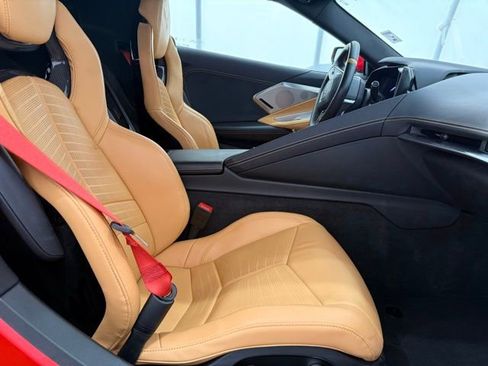 Used 2024 Chevrolet Corvette Stingray Preferred Cpe image 14