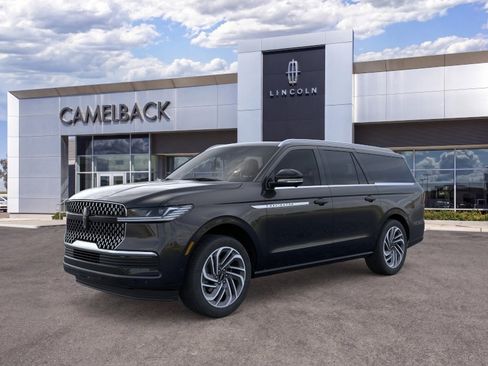 New 2026 Lincoln Navigator L Reserve AWD/4WD image 26