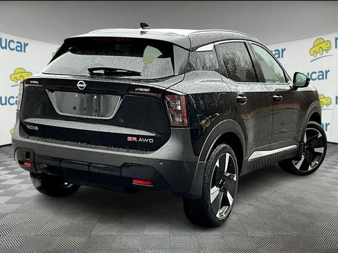 New 2025 Nissan Kicks SR w/ Illumination Package AWD/4WD image 6