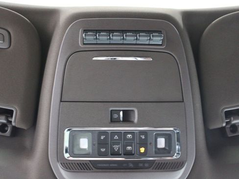 Used 2023 Ford F350 King Ranch w/ Chrome Package image 13