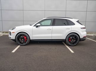 New 2026 Porsche Cayenne S video 2
