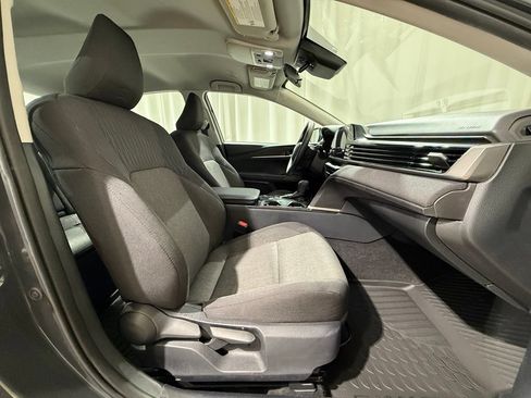 Certified 2025 Toyota Camry LE FWD image 20