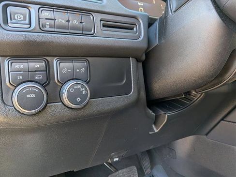 Used 2024 Chevrolet Tahoe LT image 16