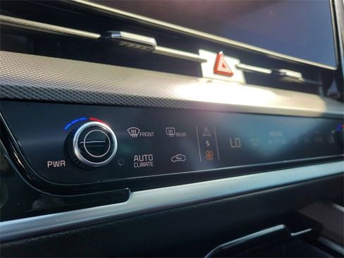 New 2025 Kia Sportage SX Prestige image 29