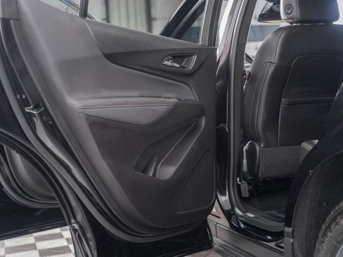 Used 2022 Chevrolet Equinox RS image 33