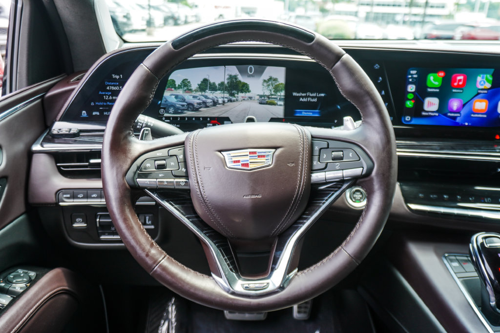 Used 2023 Cadillac Escalade V AWD/4WD image 16