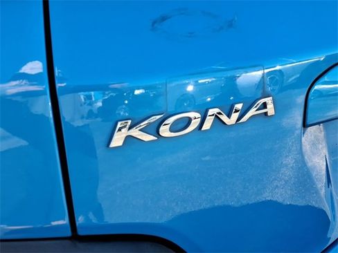 Used 2018 Hyundai Kona SEL image 11