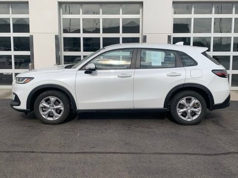 Used 2024 Honda HR-V LX image 3