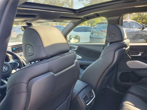 Used 2025 Acura RDX A-Spec image 11