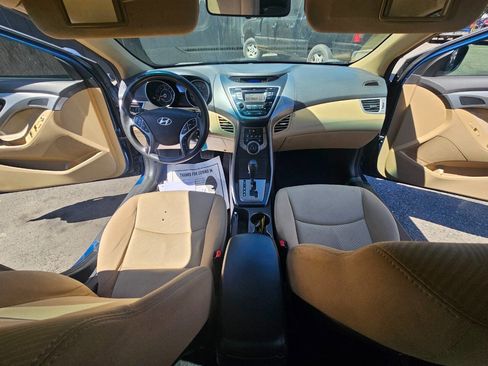 Used 2013 Hyundai Elantra GLS w/ Preferred Pkg image 13