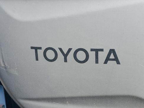 Used 2007 Toyota RAV4 Sport image 8