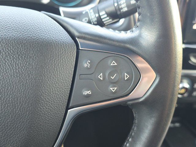 Used 2022 Chevrolet Traverse LT FWD image 46