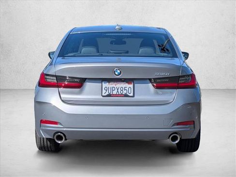Used 2025 BMW 330i Sedan image 7