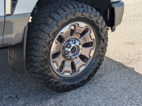 Used 2026 Ford F350 King Ranch AWD/4WD image 13