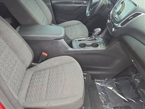 Used 2023 Chevrolet Equinox LT FWD image 21