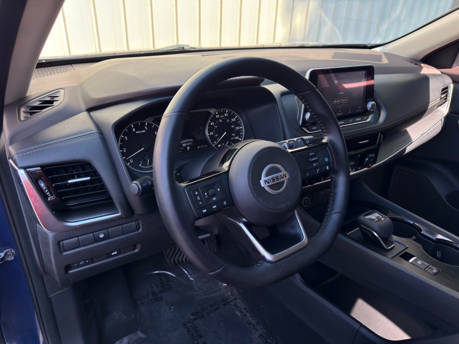 Used 2021 Nissan Rogue SV w/ Premium Package AWD/4WD image 12