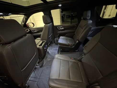 Used 2024 Chevrolet Tahoe Z71 w/ Luxury Package image 29