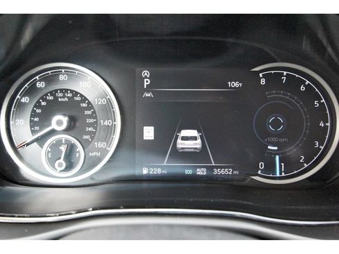 Used 2025 Genesis GV70 2.5T AWD/4WD image 16
