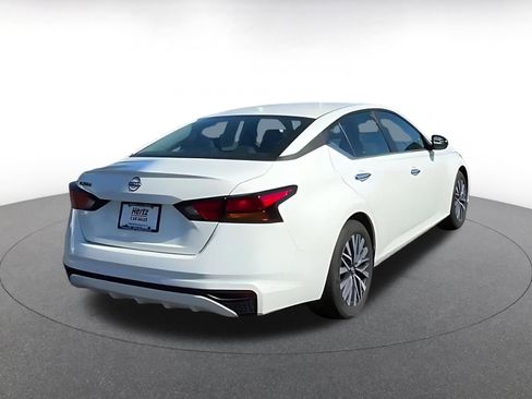 Used 2025 Nissan Altima 2.5 SV image 7