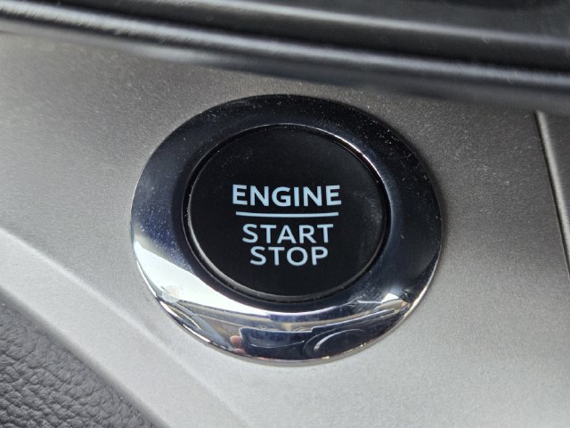 Used 2024 Ford Explorer XLT AWD/4WD image 20