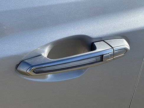 Used 2020 Cadillac XT5 Premium Luxury image 15