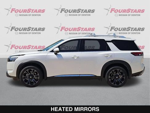 Used 2025 Nissan Pathfinder Platinum w/ Cargo Package FWD image 8