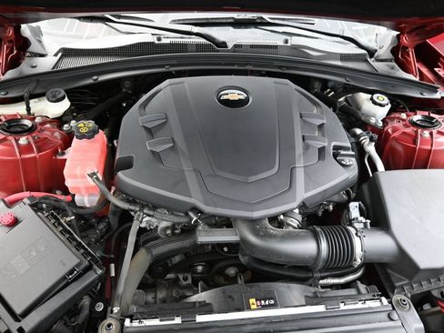 Used 2019 Chevrolet Camaro LT w/ RS Package RWD image 15