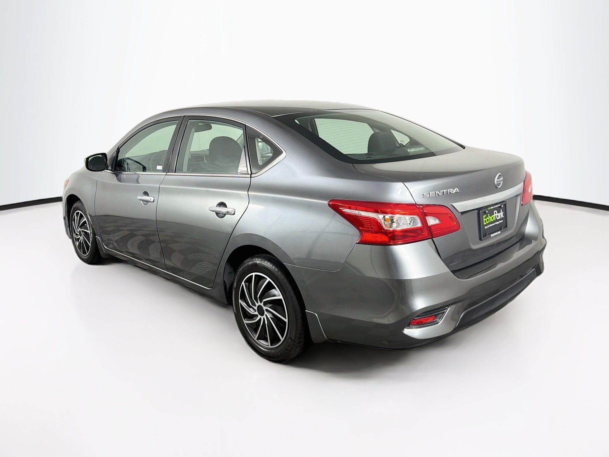 Used 2018 Nissan Sentra S FWD image 5