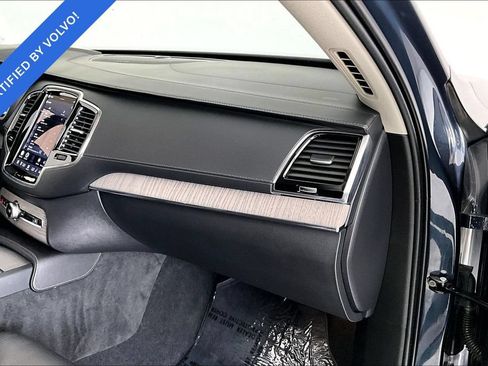 Used 2024 Volvo XC90 B6 Ultimate AWD/4WD image 19
