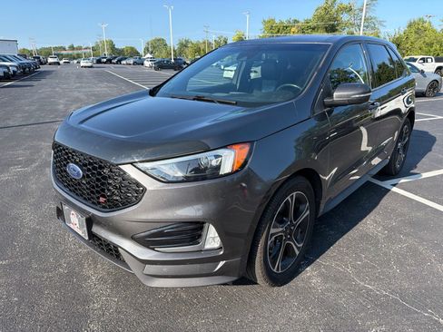 Used 2020 Ford Edge ST w/ Cold Weather Package AWD/4WD image 2