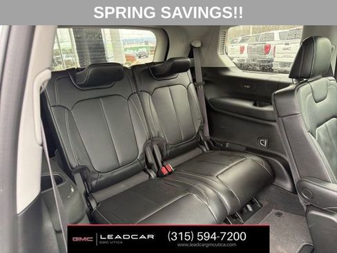 Used 2023 Jeep Grand Cherokee L Limited w/ Black Appearance Package image 18