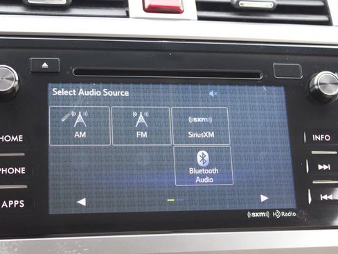 Used 2017 Subaru Outback 2.5i Premium image 33