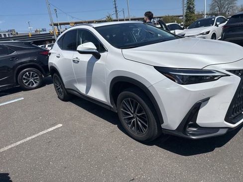 Used 2024 Lexus NX 350h AWD image 17