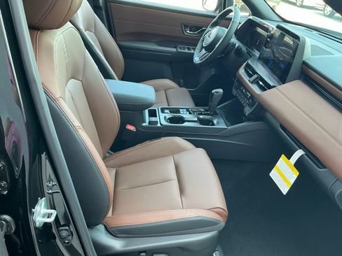 New 2026 Subaru Outback Touring AWD/4WD image 18