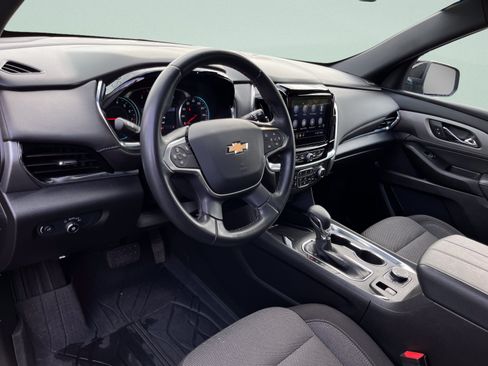 Used 2023 Chevrolet Traverse LT w/ LPO, Floor Liner Package AWD/4WD image 17