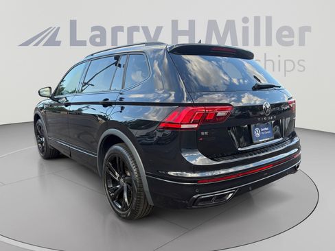 Certified 2023 Volkswagen Tiguan SE R-Line AWD/4WD image 3