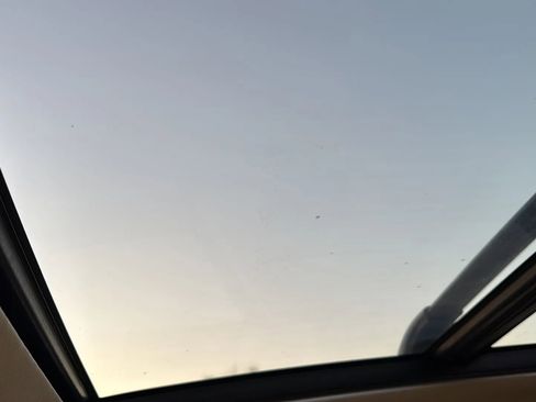 Used 2016 Toyota Highlander Limited Platinum image 32