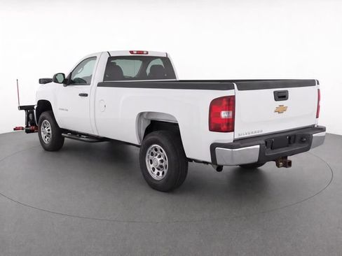 Used 2010 Chevrolet Silverado 2500 W/T w/ Snow Plow Prep Package AWD/4WD image 3