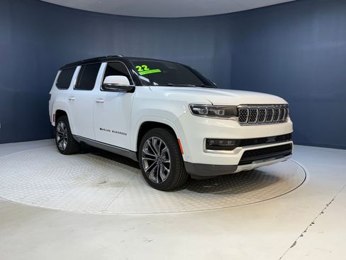 Used 2022 Jeep Grand Wagoneer Series III w/ Rear Seat Video Group 1 image 6