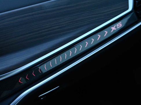 New 2026 BMW X5 xDrive40i w/ Climate Comfort Package image 19