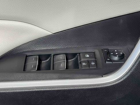 Used 2023 Toyota RAV4 XLE w/ Convenience Package AWD/4WD image 46