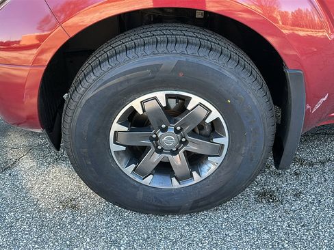 Certified 2020 Nissan Frontier PRO-4X w/ Pro-4x Utility Package image 9