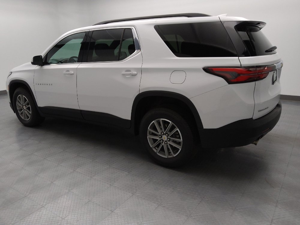 Used 2023 Chevrolet Traverse LT FWD image 3