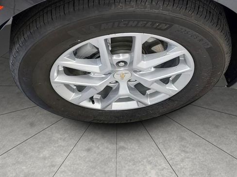 Used 2023 Chevrolet Equinox LT image 11